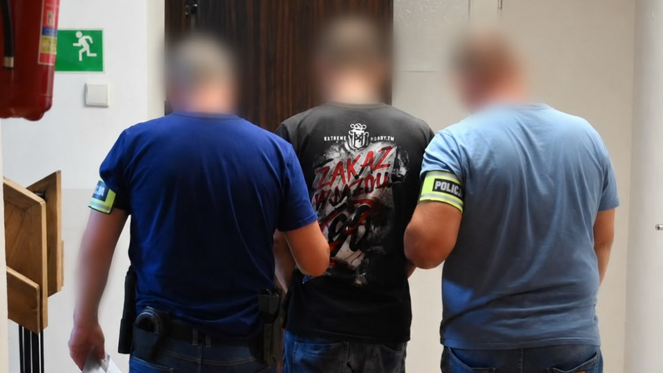 08:06 39-latek zatrzymany za kradzież sprzętu taktycznego. Straty oszacowano na ponad 5 tys. zł