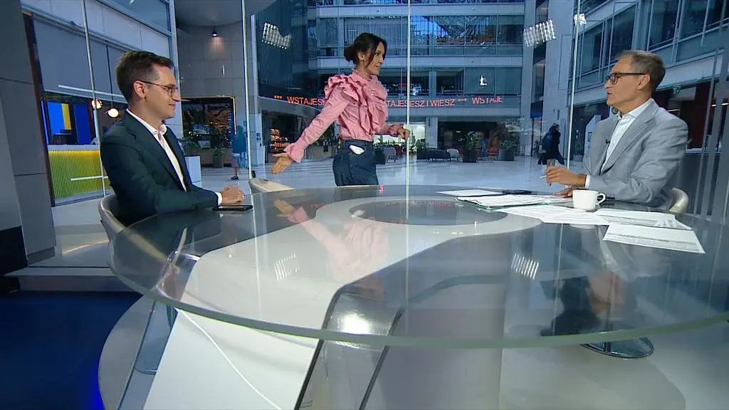 Zamiana miejsc we "Wstajesz i wiesz"