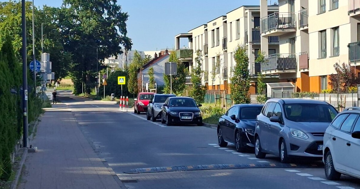 •12:55 Pruszcz Gd.: Radny D. Skonieczny spotkał się z mieszkańcami ulicy Olszewskiego