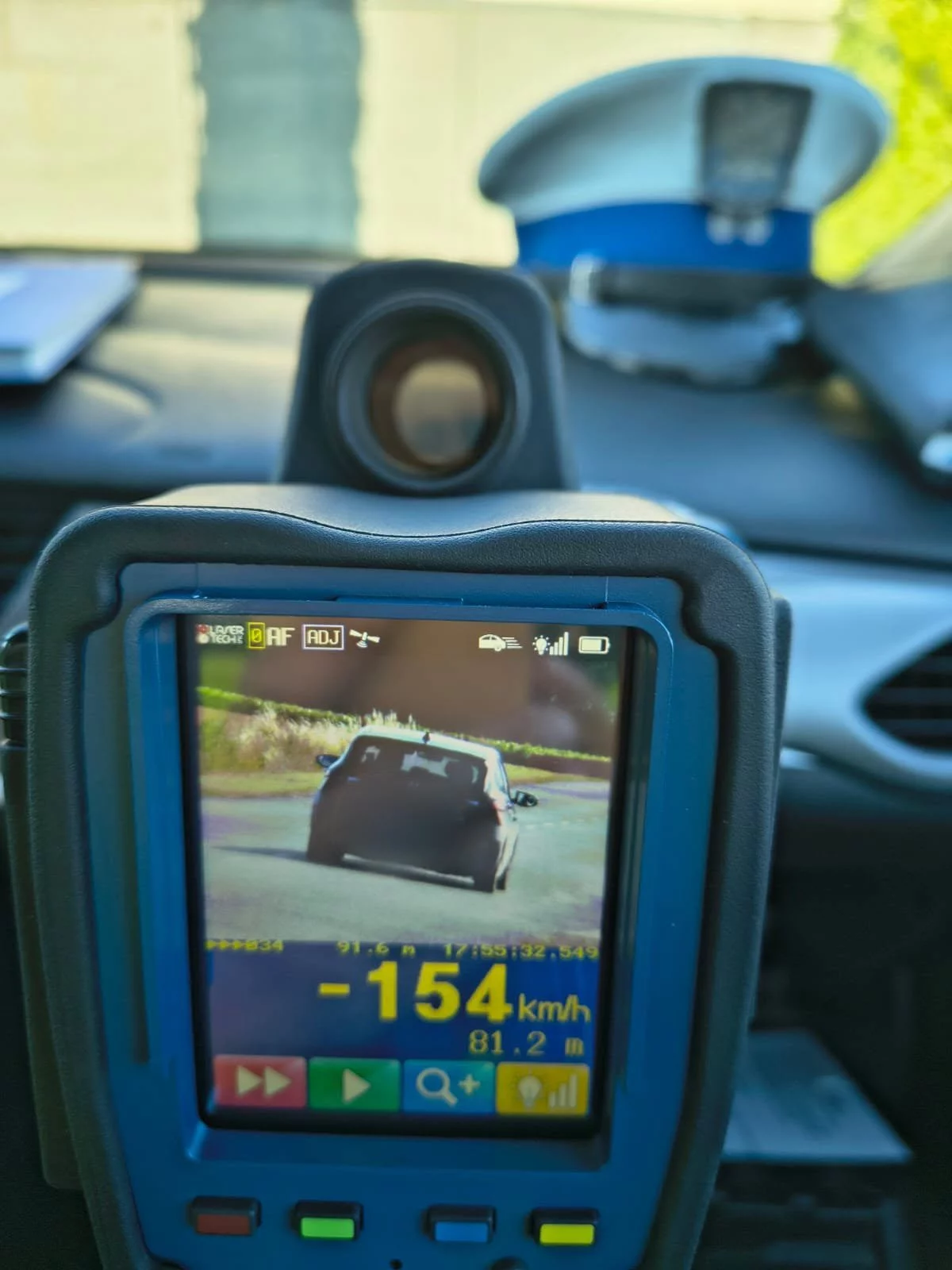 154 km/h w terenie zabudowanym. 23-latek stracił prawo jazdy