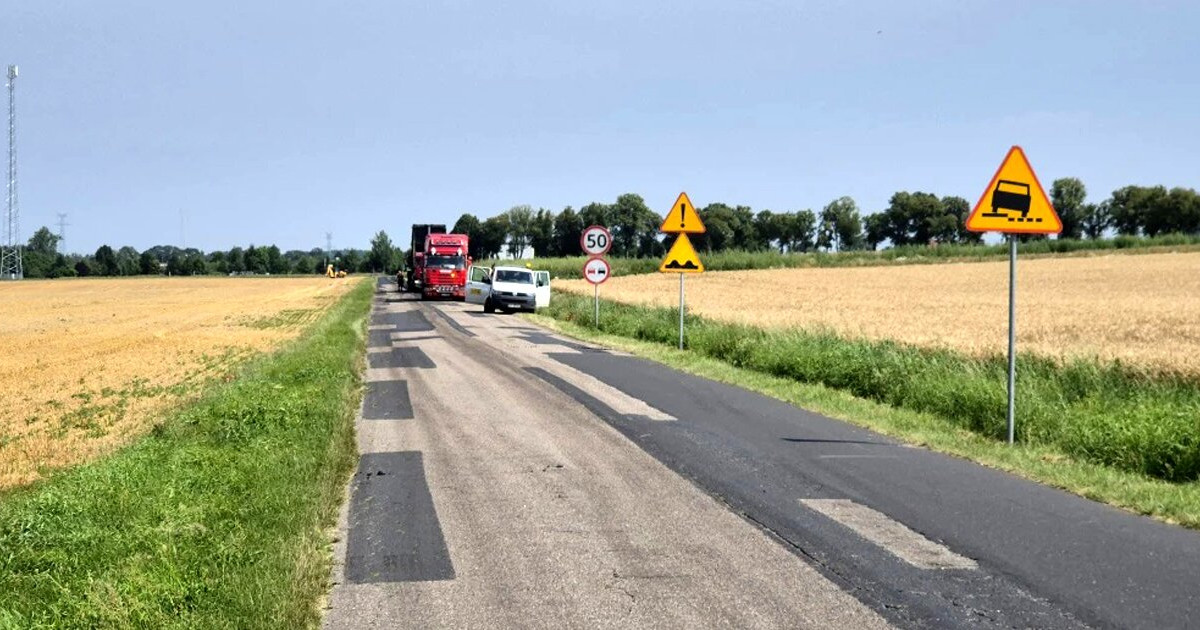 •18 lipca Remont 600 metrów drogi powiatowej koło Zelgniewa
