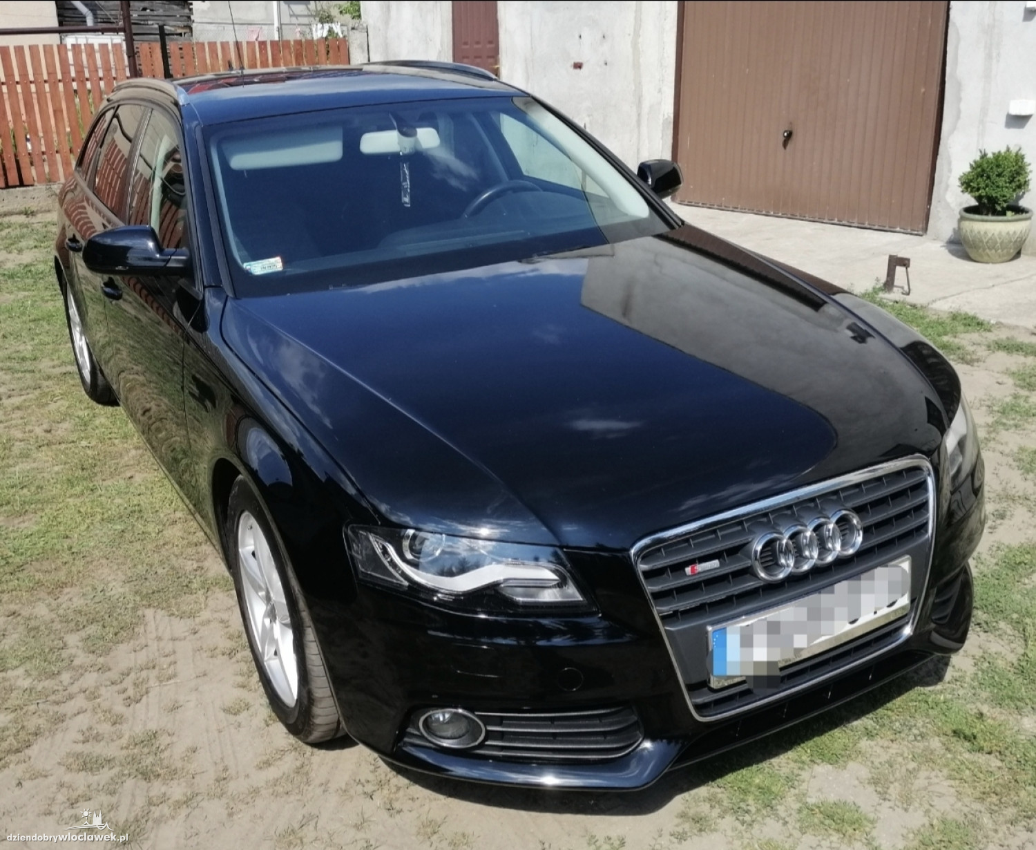 25900Audi A4 B8 Avant 20 TDI