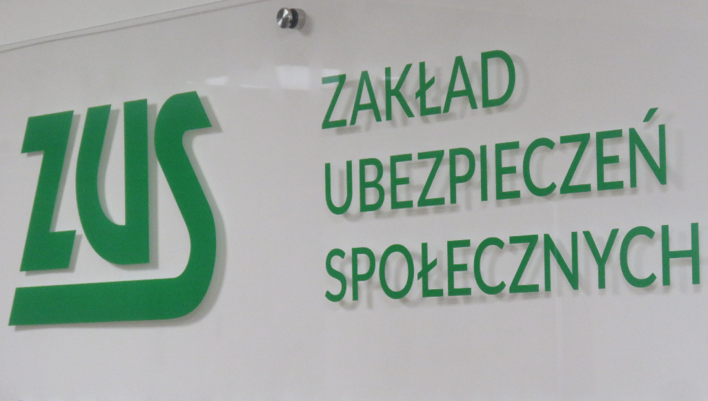 33 stulatków z regionu pobiera świadczenie honorowe. Najstarsza beneficjentka ma 105 lat