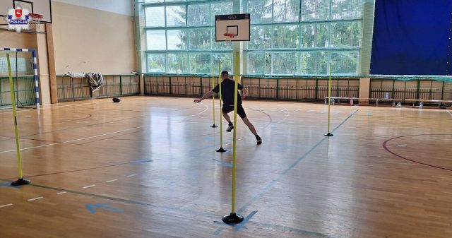 58 kandydatów walczy o miejsca w lubelskiej Policji. Za nimi test wiedzy i sprawdzian sprawności