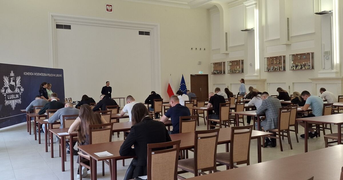 58 kandydatów walczy o miejsca w lubelskiej Policji. Za nimi test wiedzy i sprawdzian sprawności