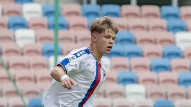 5Górnik Zabrze: Leszczyk przedłużył kontrakt i jedzie do KSZO Ostrowiec 42 wyświetleń