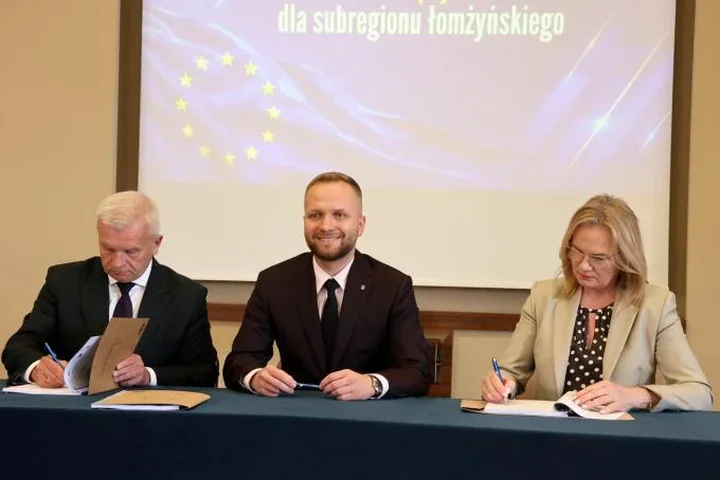 6 lipca 2026Prawie 13 mln zł na trzy inwestycje w Łomży. Pieniądze pójdą na szkołę, energię i park