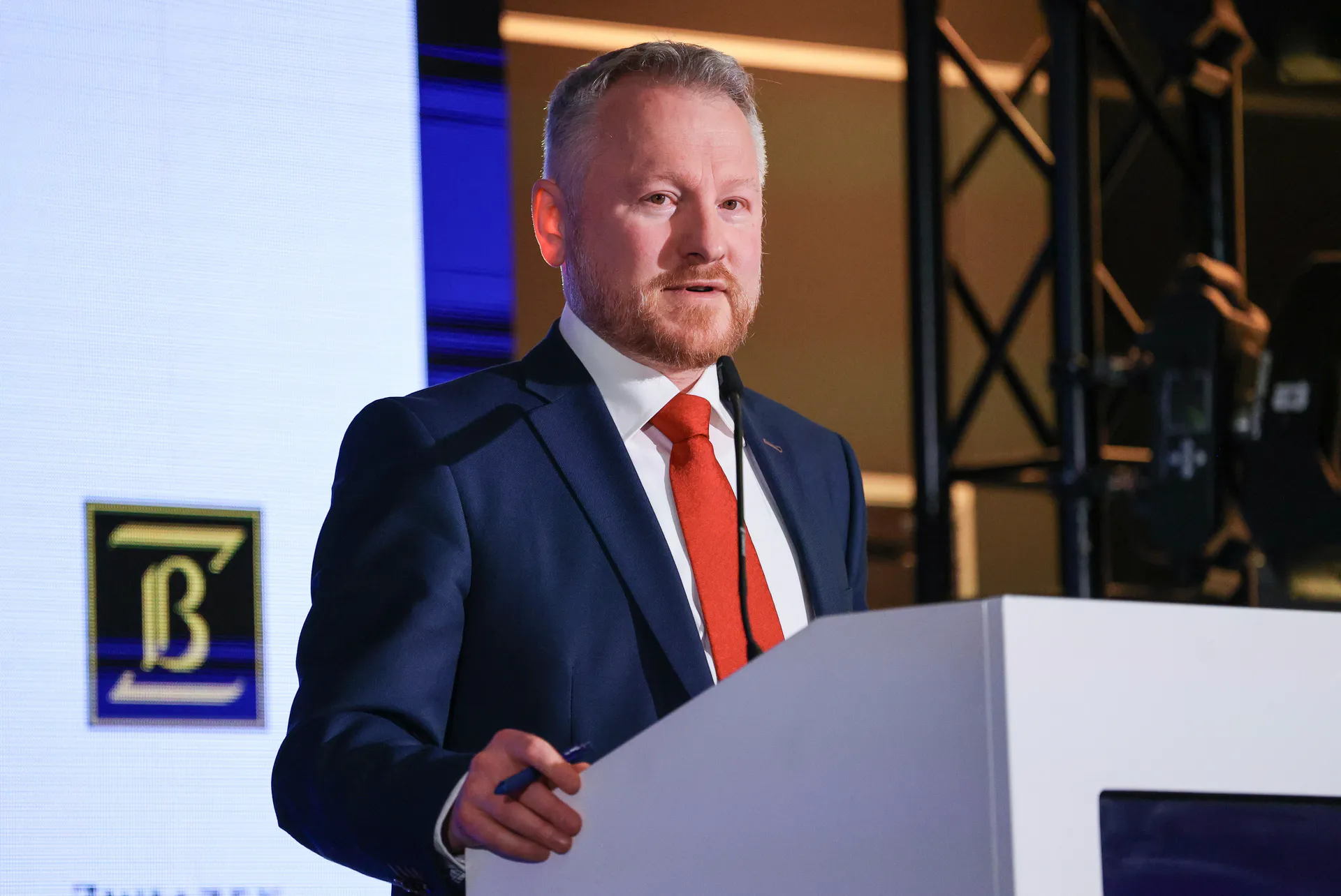 8 minNadchodzi kluczowa zmiana dla kredytobiorców. Minister wskazuje termin