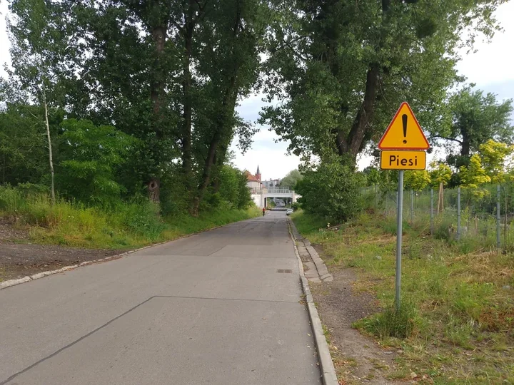 9 lipca 2026Nowy chodnik na Rozbarku domyka ważny skrót do Śródmieścia