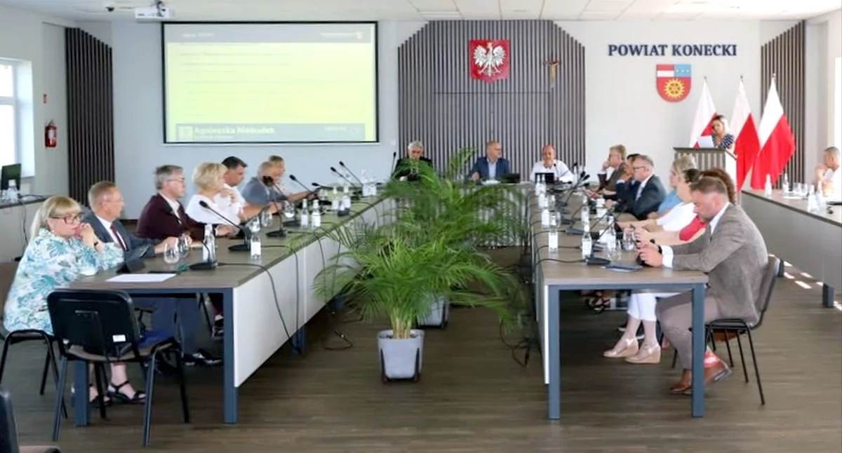 Absolutorium i wotum zaufania dla Zarządu Powiatu Koneckiego