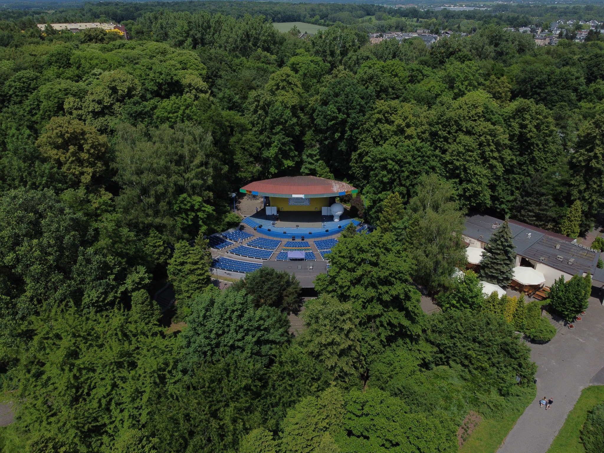 AKCJA LATO. Teatralne Lato pod Chmurką
