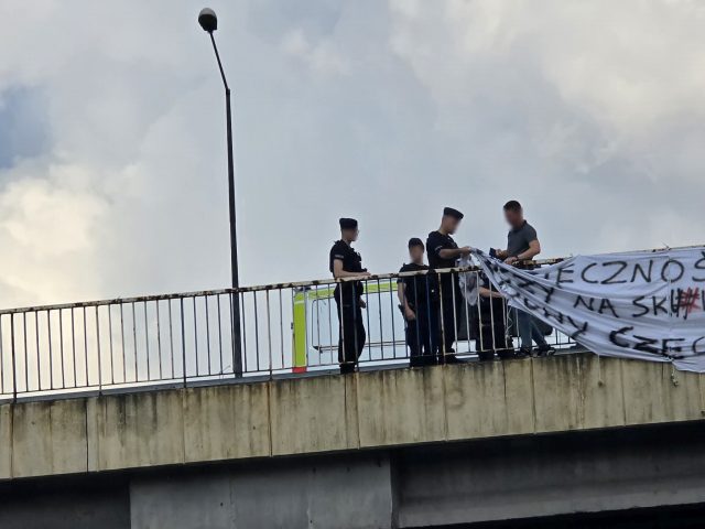 Antyukraiński baner na wiadukcie w Lublinie. Sprawą zajęła się prokuratura