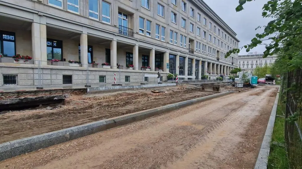 Dawny parking będzie zielonym skwerem