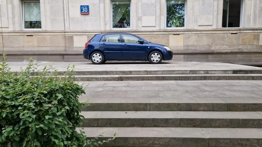 Parkowanie przy Ministerstwie Rolnictwa