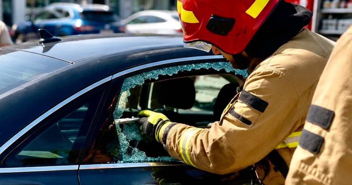 Auto zatrzasnęło się z niemowlęciem w środku