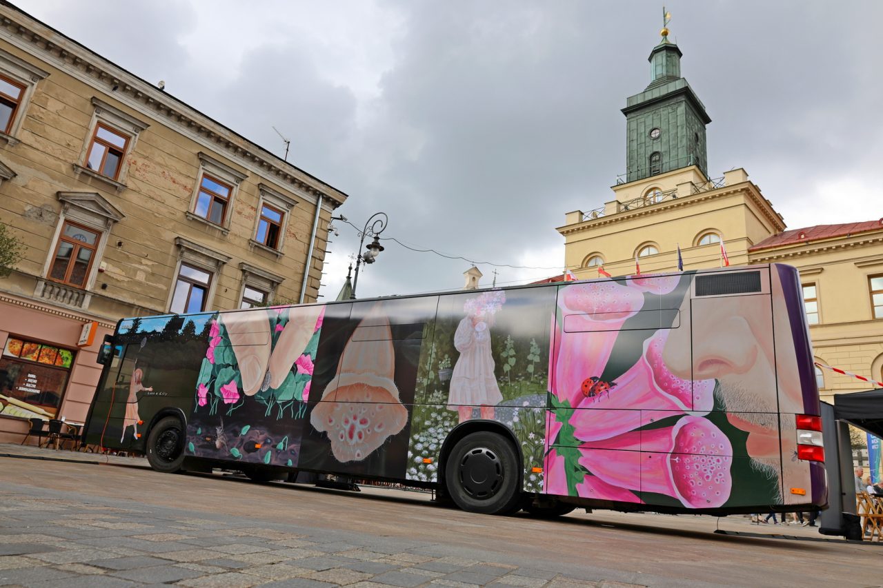 Autobus Polskiej Stolicy Kultury 2026 już w Lublinie. O godz. 16 rusza artystyczne wydarzenie