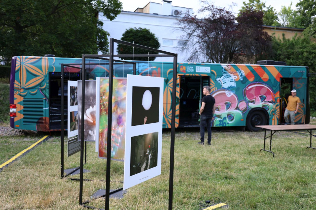 "Autobus Polskiej Stolicy Kultury w Krakowie"
