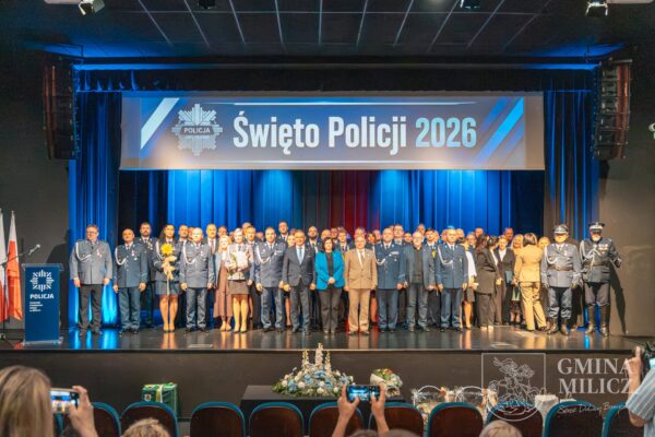 Awanse i wyróżnienia podczas Święta Policji w Miliczu