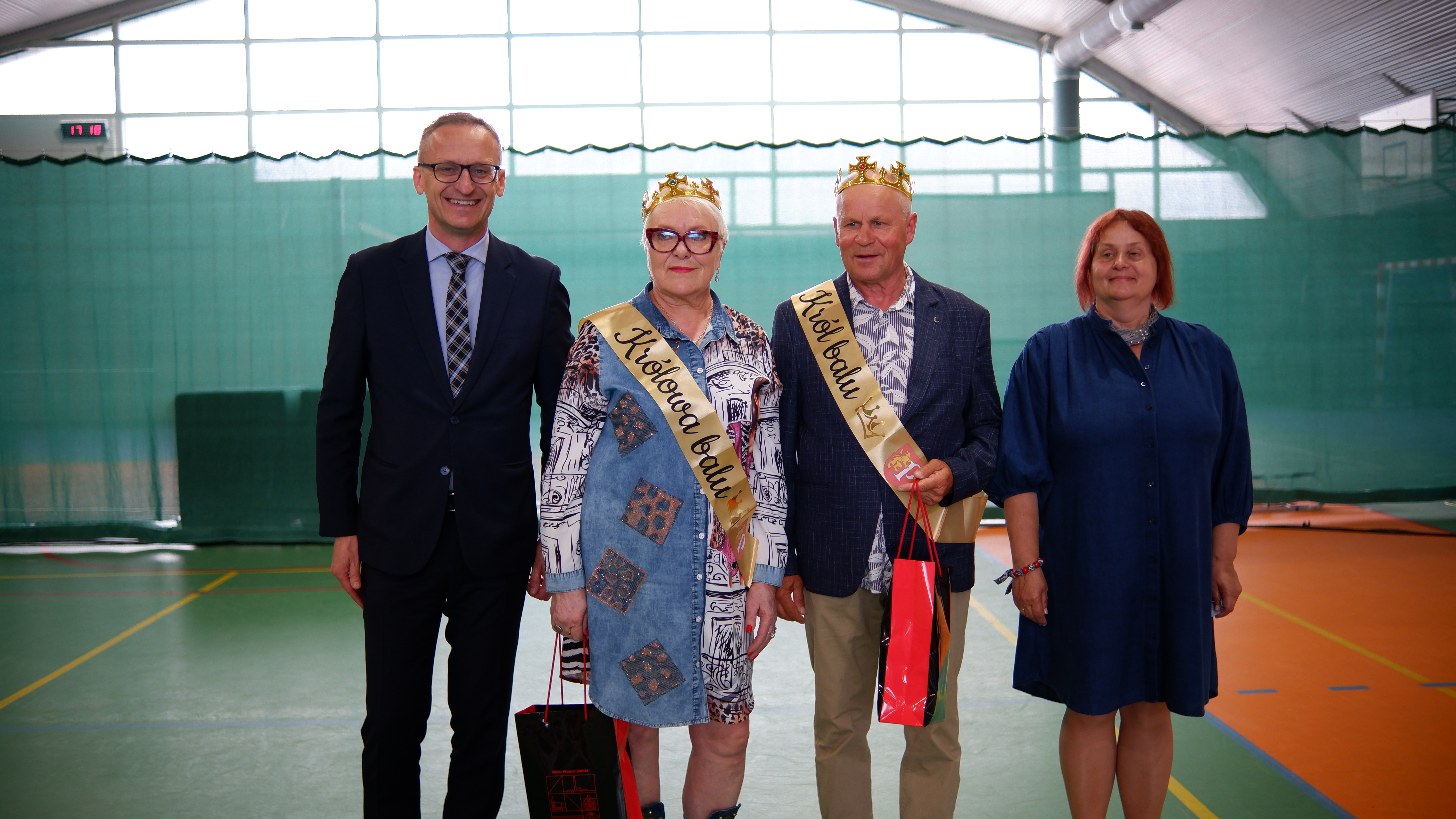 Bal Seniora w Pruszczu Gdańskim - pełen uśmiechu i dobrej zabawy - fotorelacja