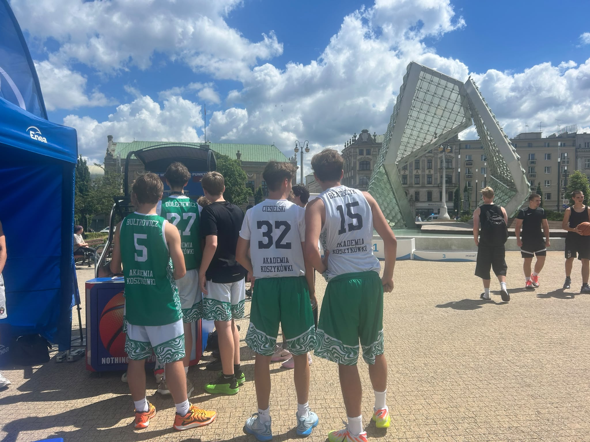 Basket na Wolności. Weekend z koszykówką w sercu Poznania