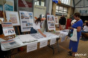BAZAR Inicjatyw Społecznych. Stanowisko Fundacji Fly. (fot. Łukasz Kamasz)