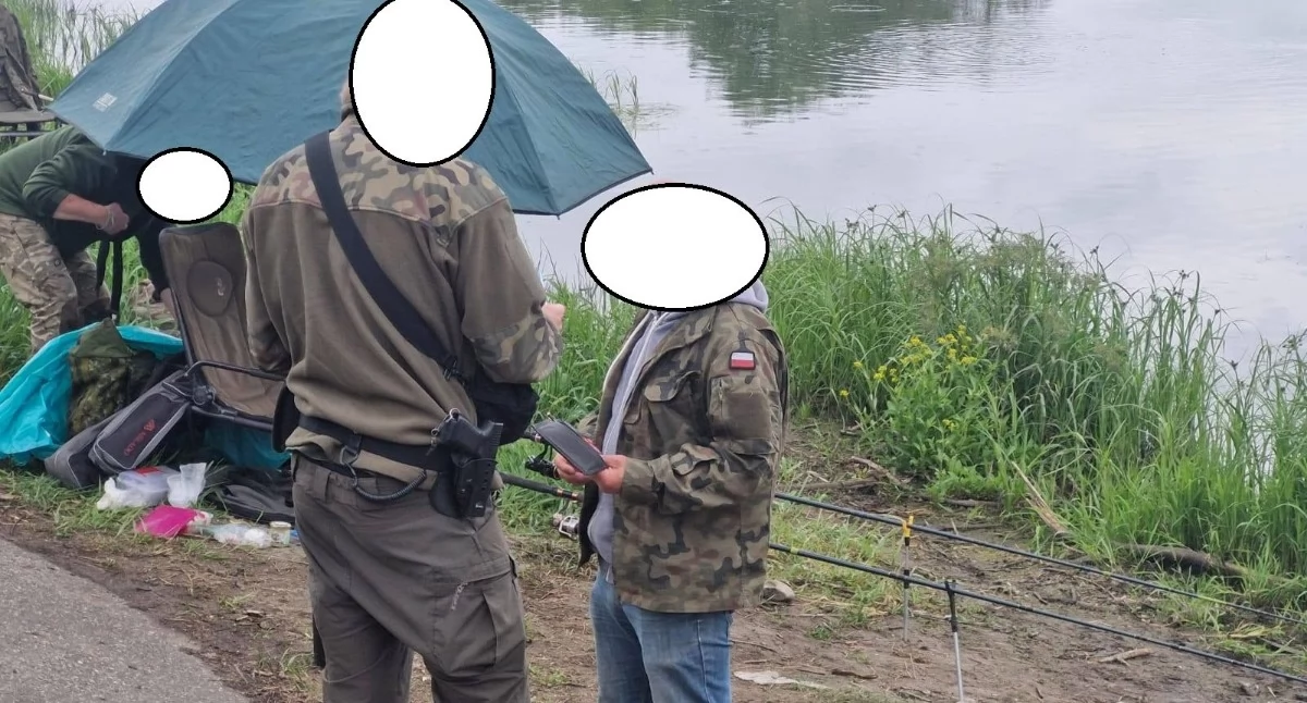 Bezpieczeństwo i ochrona jezior w powiecie żywieckim pod czujnym okiem patroli