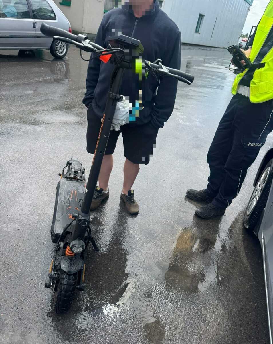 Bezpieczna jazda hulajnogą pod lupą sandomierskich policjantów