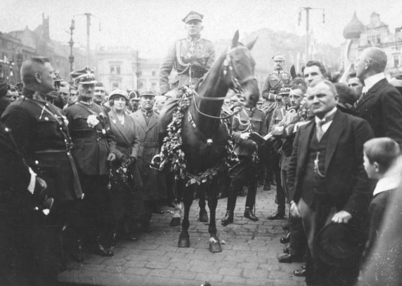 Bezpośredni odnośnik do 104 lata temu Śląsk wrócił do Polski
