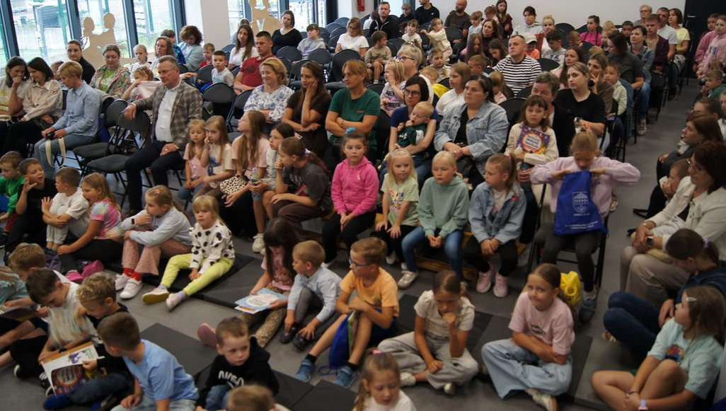 Biblioteczne ognisko rozpoczęło...