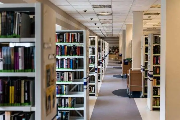 Biblioteka w Lublińcu uczy się rozmawiać także o tym, co trudne