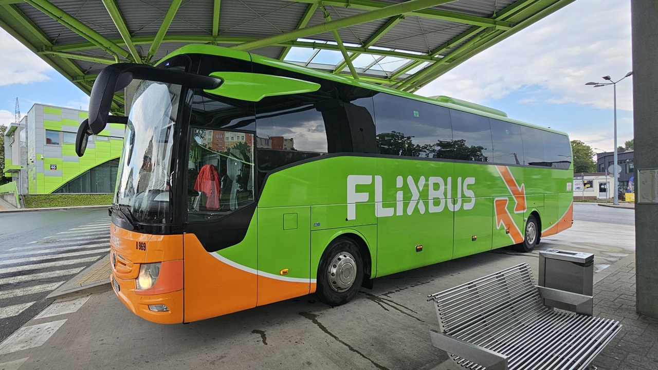 Blisko, szybko i bez przesiadek. Tak Polacy planują city breaki