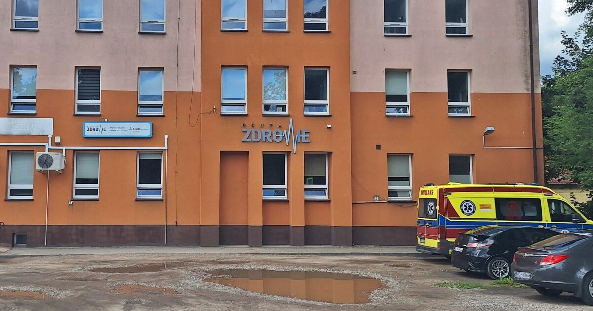 Budynek z ośrodkiem zdrowia na sprzedaż? Raciąż chce zdobyć tereny na inwestycje