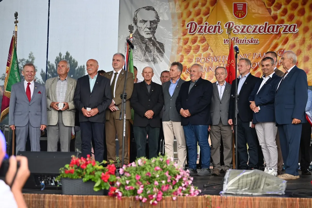 Burza i nawałnica zakłóciły XXII Dzień Pszczelarza w Hańsku