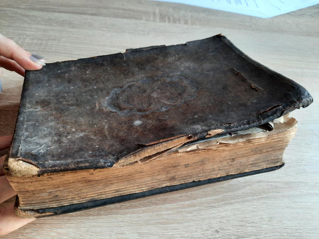 Była ukryta przez kilkadziesiąt lat. Teraz trafiła do zbiorów biblioteki
