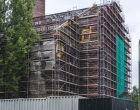 Bytom: 500 robotników pracuje na rewitalizacji EC Szombierki. Zakończenie w 2026
