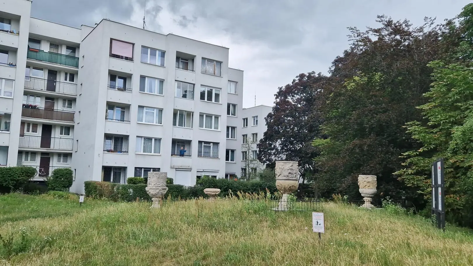 Chcą uchronić architektoniczną perełkę z lat 70. przed intensywną zabudową
