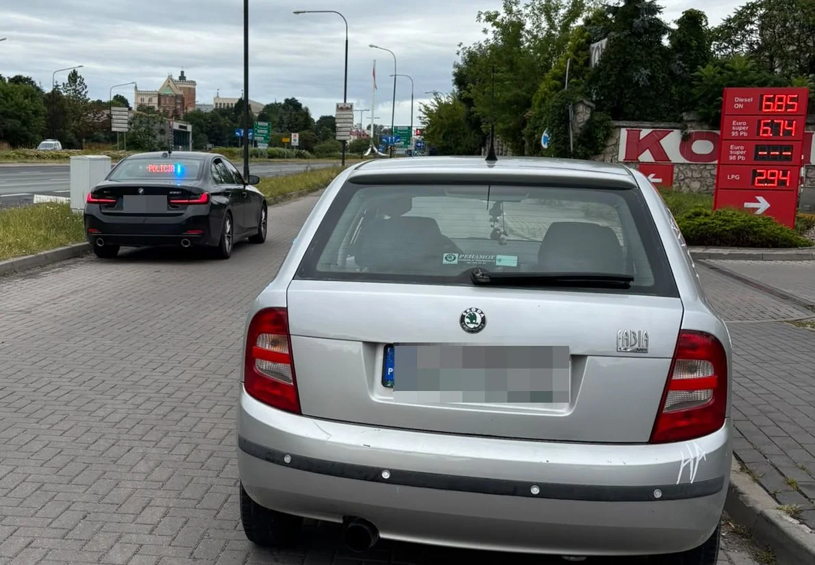 Chciał ścigać się z BMW. Nie wiedział, że za kierownicą siedzą policjanci