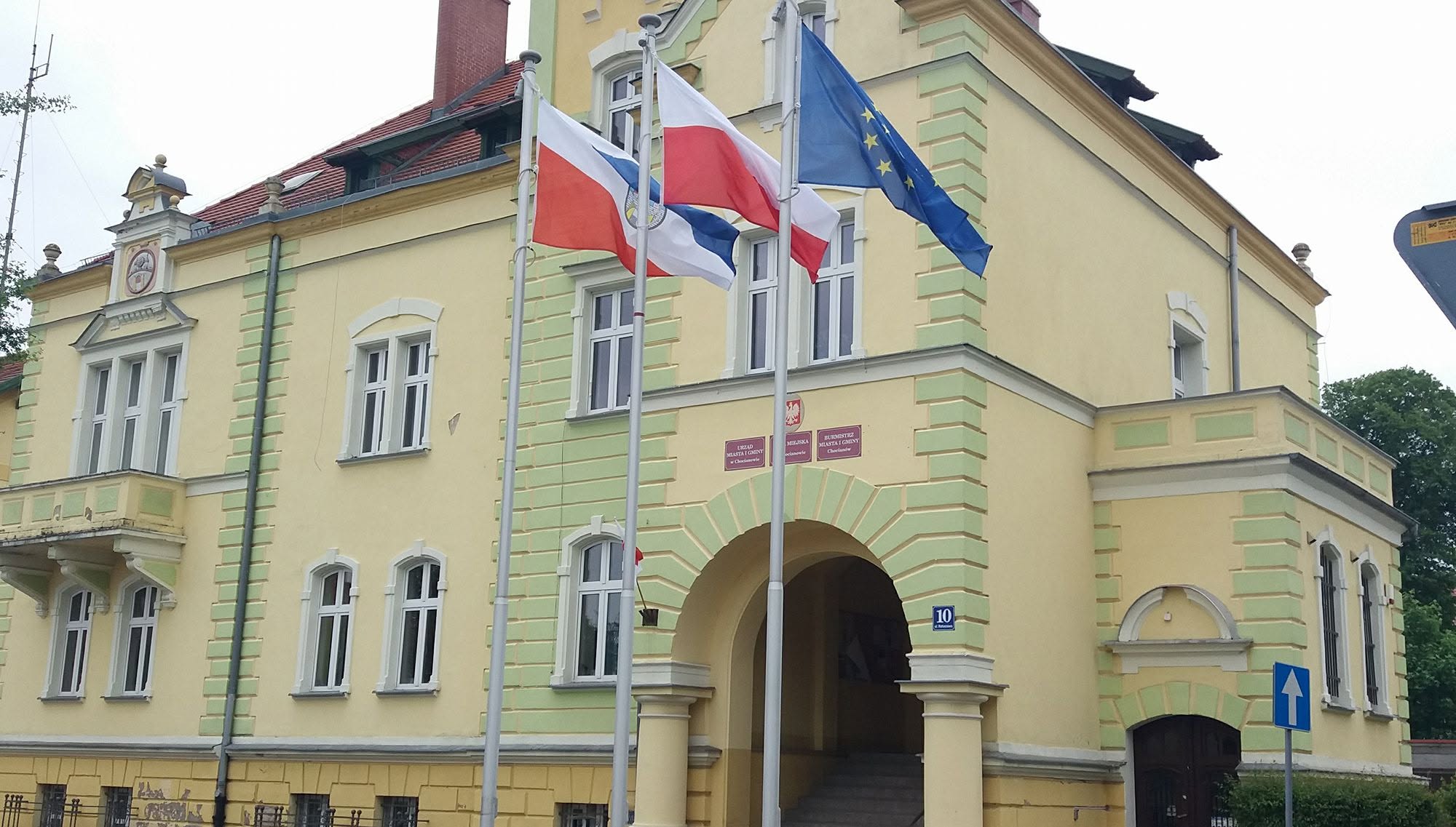 Chocianów pogrążony w żałobie. Zmarła wieloletnia pracownica magistratu