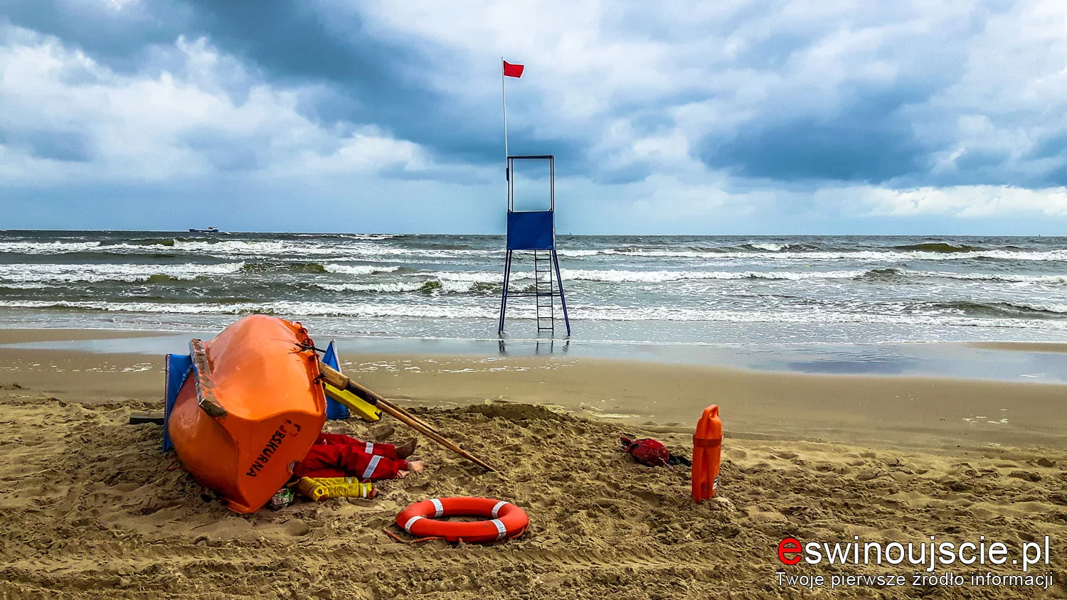 Chwile grozy na plaży w Świnoujściu. Zaginął 12-letni chłopiec, ratownicy przeszukiwali morze