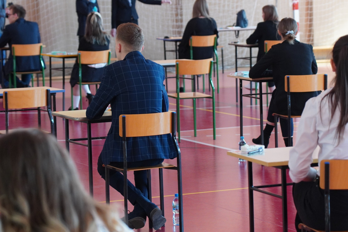 CKE podała wyniki matur 2026. Kiedy odbędą się egzaminy poprawkowe?