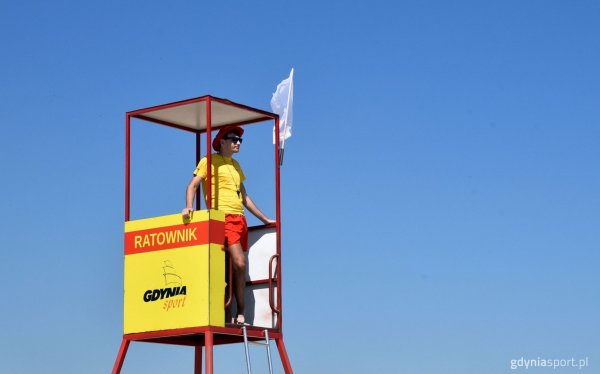 Co nowego Raport z plaż. Białe flagi na gdyńskich kąpieliskach Niedzielna aura może nie zachęcać do długich aktywności na dworze. Jednak warto chociaż na chwilę wyjść i zaczerpnąć świeżego... Zobacz więcej