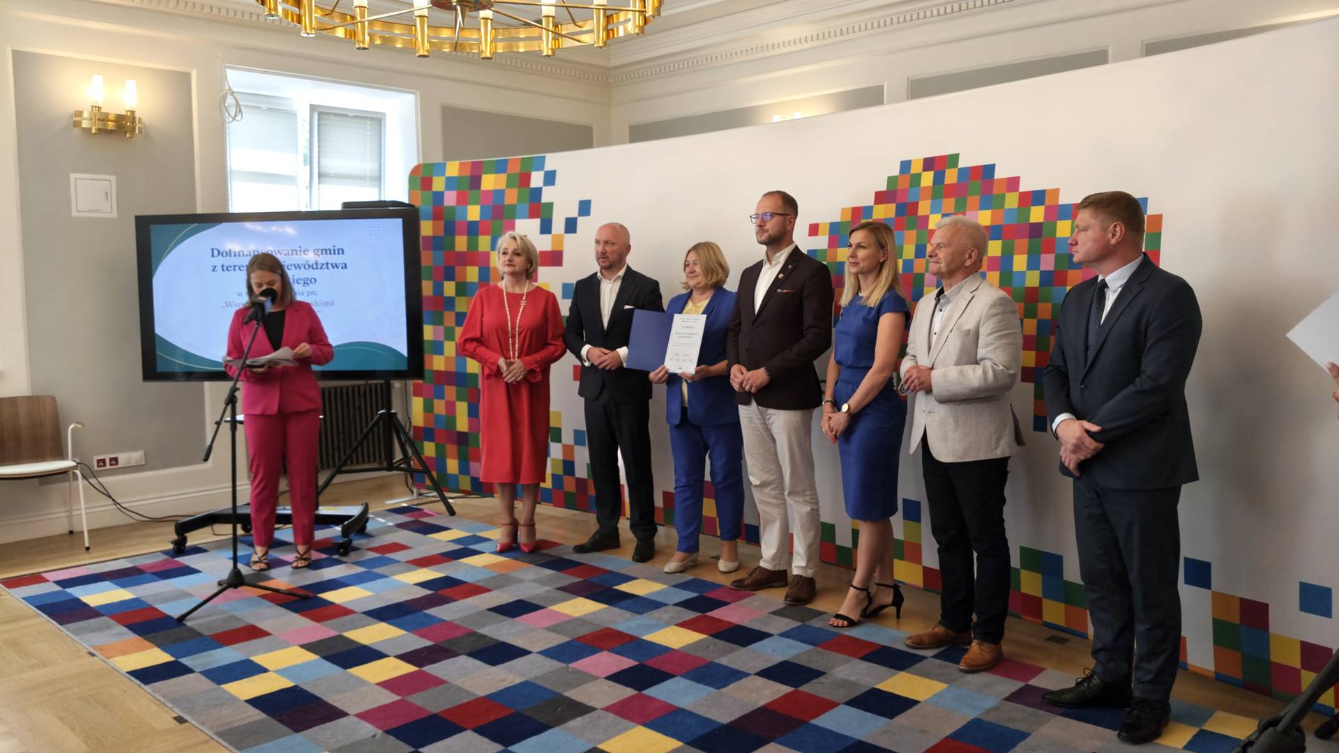 Coraz więcej rad seniorów w Podlaskiem. Samorząd przekazał dotacje