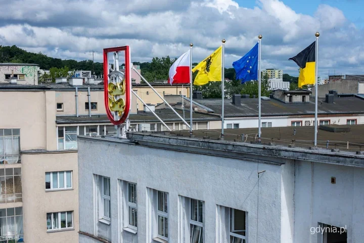 Czarno-żółte flagi nad Gdynią. Rusza kaszubskie święto pod stulecie miasta