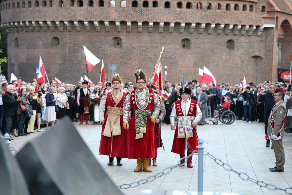 "Czarny marsz przeszedł ulicami Krakowa"