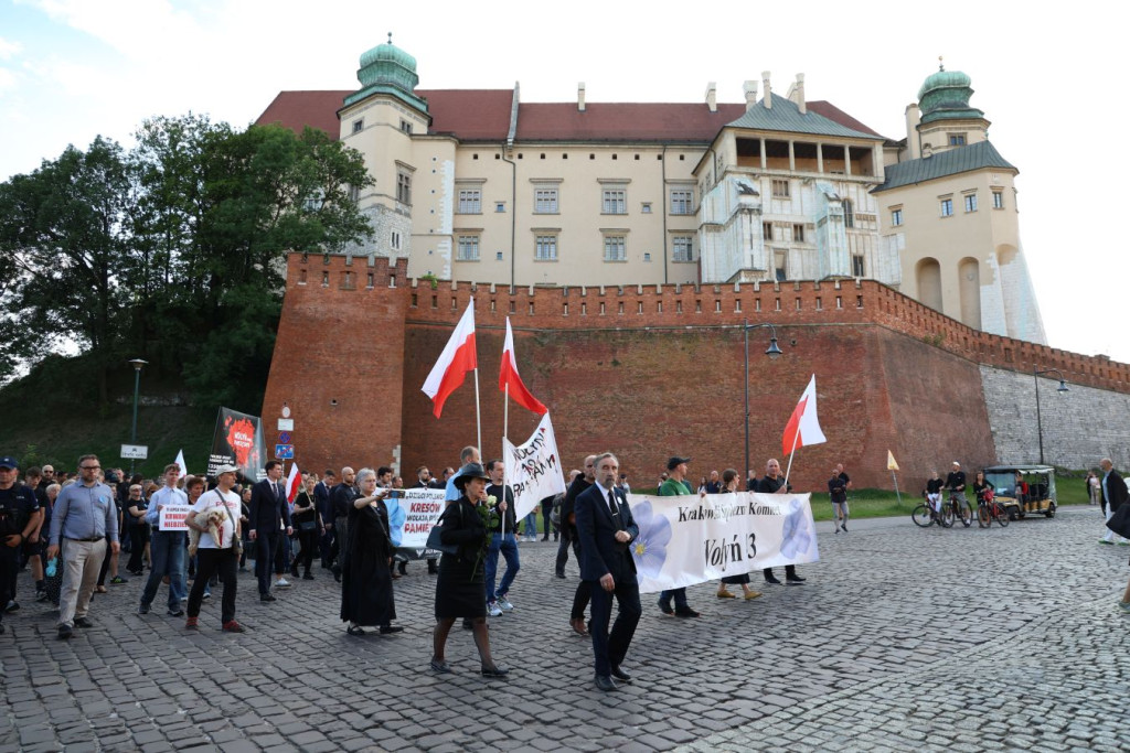 "Czarny marsz przeszedł ulicami Krakowa"