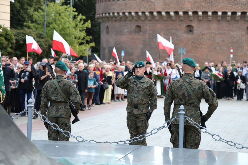 "Czarny marsz przeszedł ulicami Krakowa"