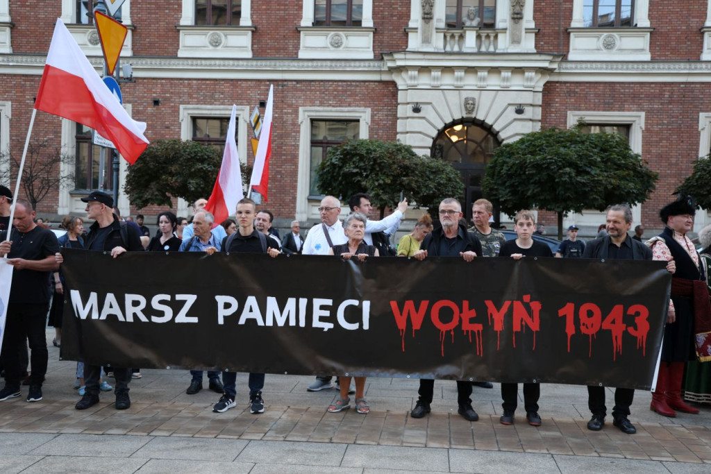 "Czarny marsz przeszedł ulicami Krakowa"