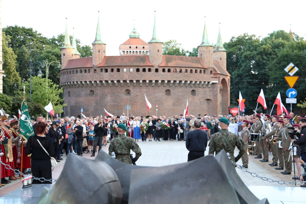 "Czarny marsz przeszedł ulicami Krakowa"
