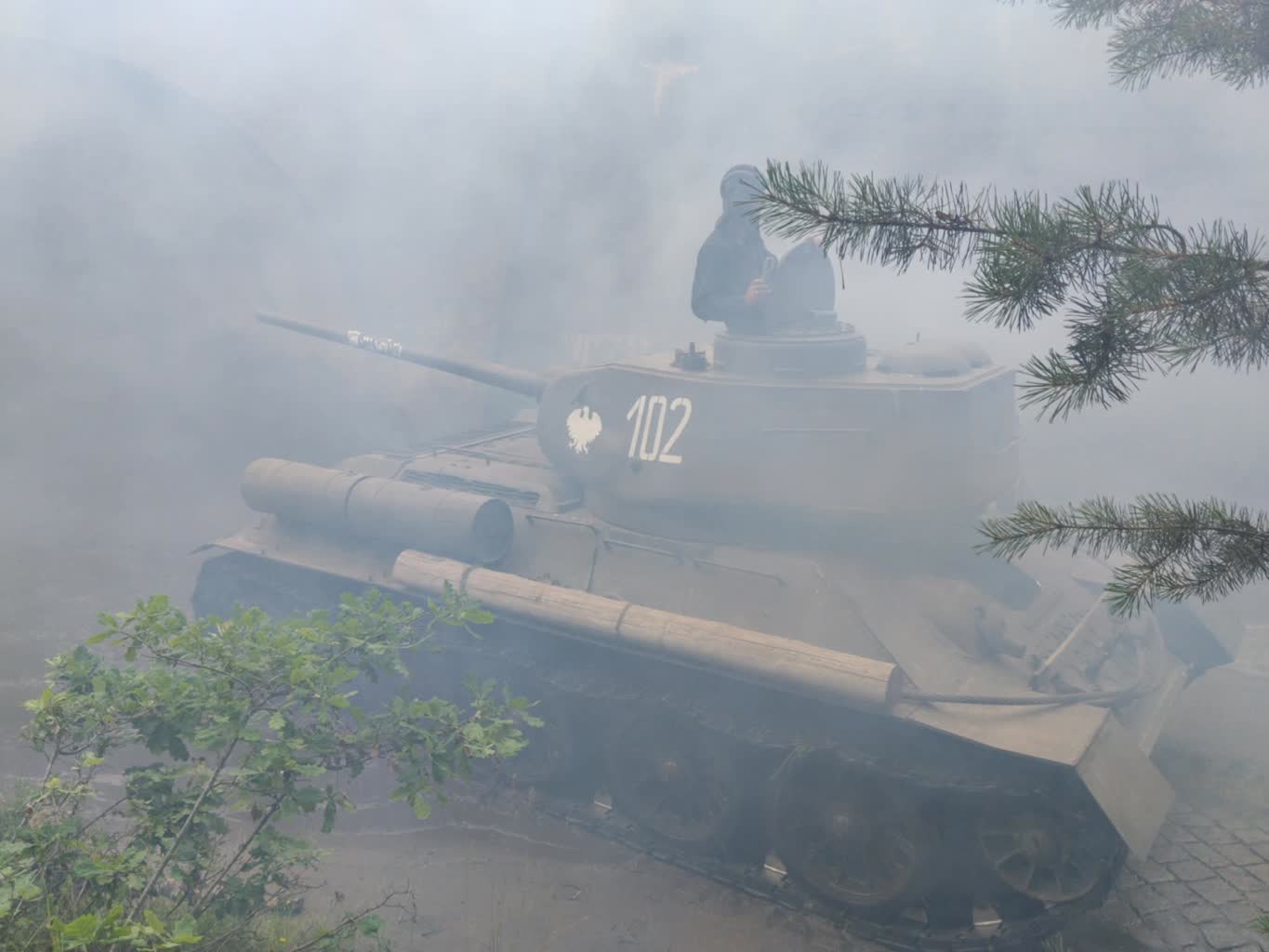 Czołgi T-34-85 szlakiem odcinka o czterech pancernych
