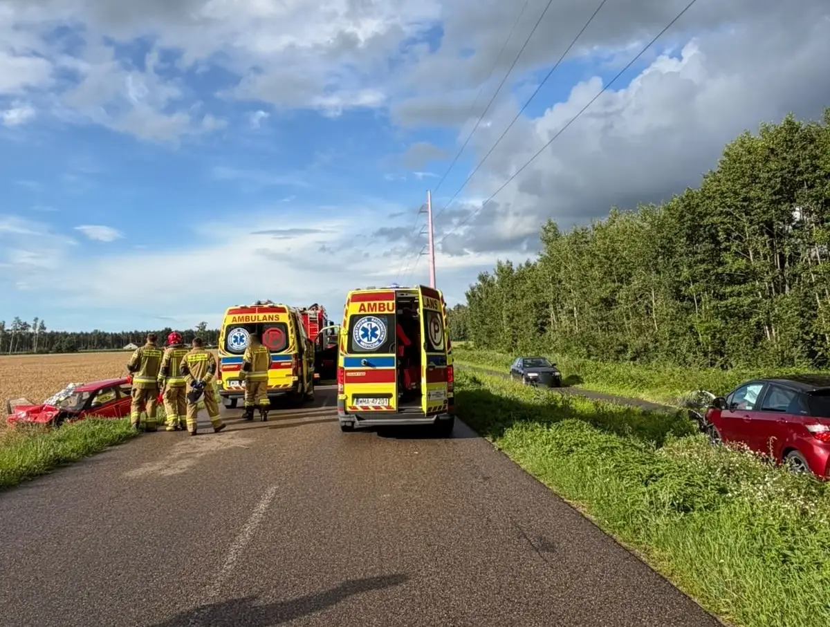 Czołowe zderzenie w Wygodzie – policja prowadzi dochodzenie